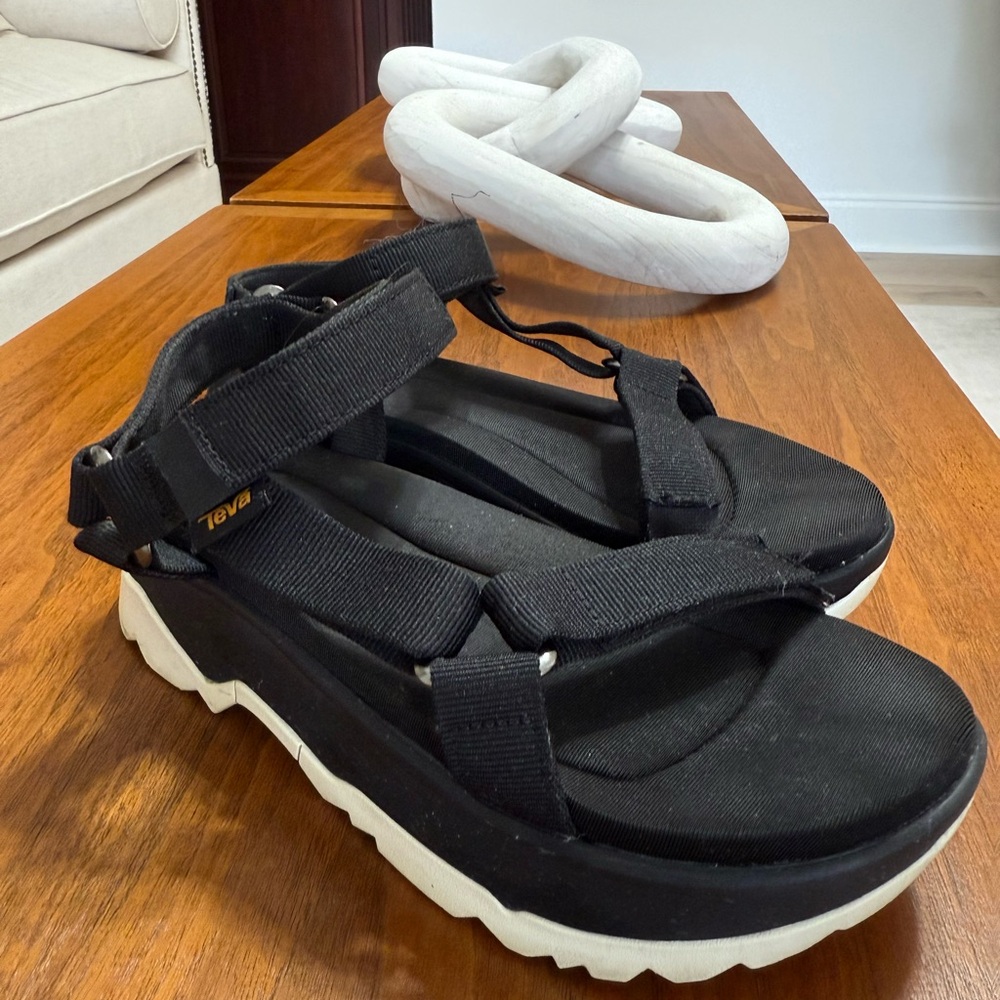 Teva Black Sandals, SZ 7 - Picture 4 of 5